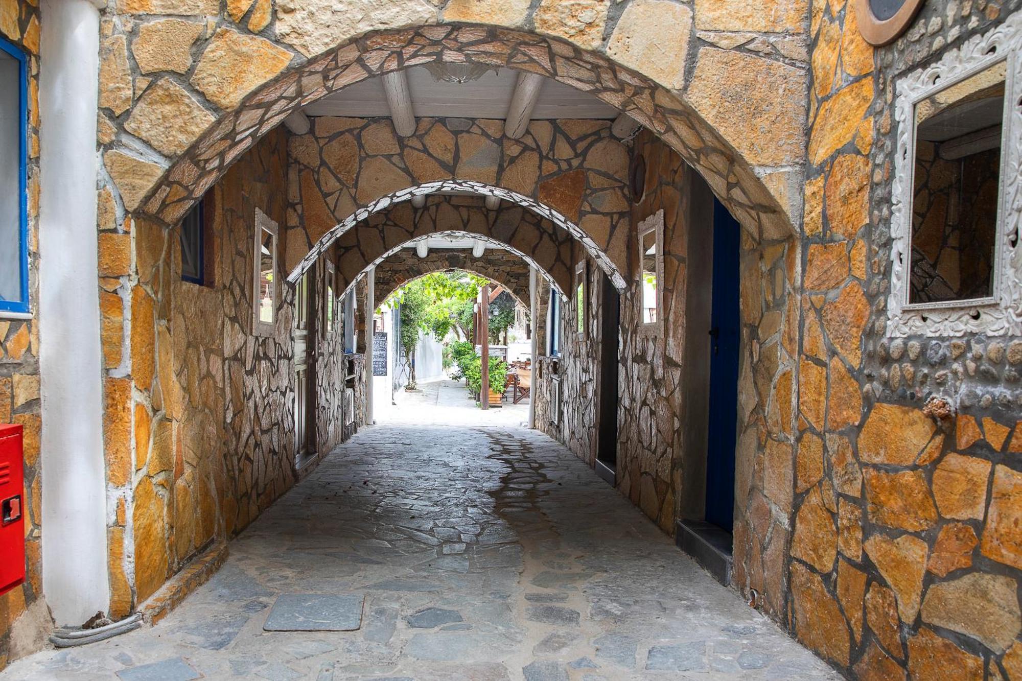 Vassilia On The Beach Serifos Livadakia المظهر الخارجي الصورة